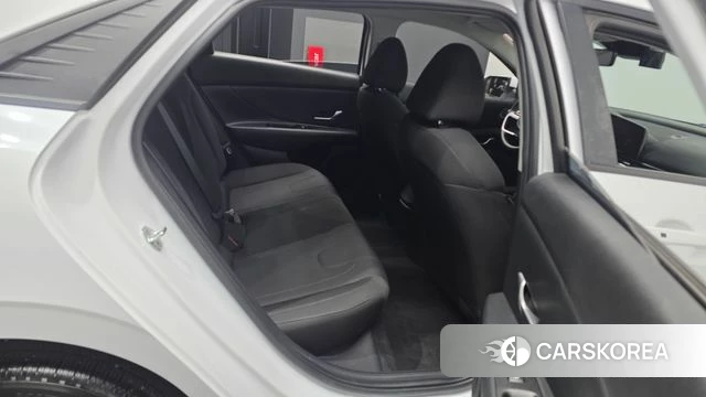 Hyundai Avante (CN7) 2021 Белый из Кореи, фото 3