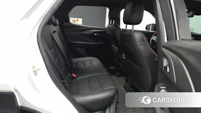Chevrolet (GM Daewoo) Trailblazer 2022 Белый из Кореи, фото 3