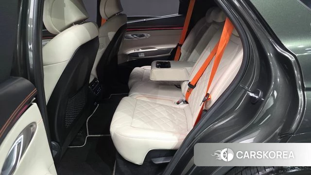 Genesis GV70 2024 Цвет тростника из Кореи, фото 3