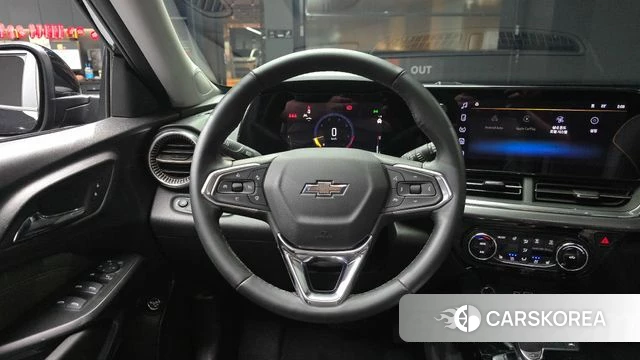 Chevrolet (GM Daewoo) Trax Crossover 2025 Черный из Кореи, фото 3