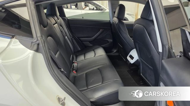 Tesla Model 3 2022 Белый из Кореи, фото 4