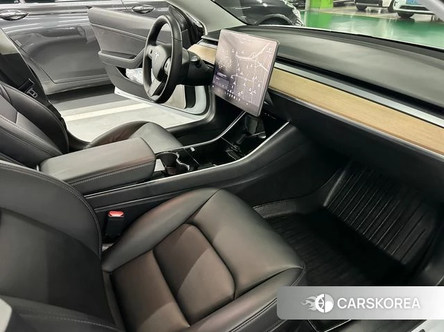 Tesla Model 3 2020 Белый из Кореи, фото 3