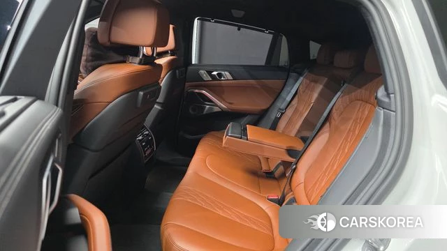 BMW X6 (G06) 2023 Белый из Кореи, фото 3