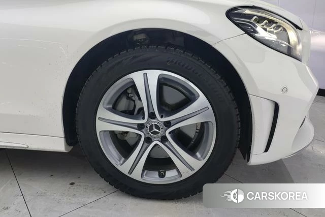 Mercedes-Benz C-class 2021 Белый из Китая, фото 3