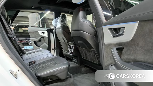 Audi Q8 (4M) 2021 Белый из Кореи, фото 3