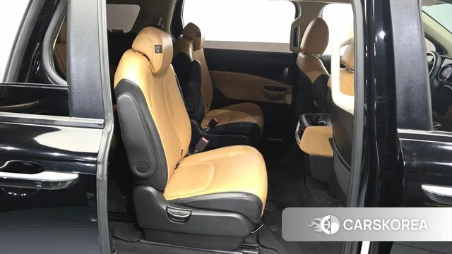 Kia Carnival 4th generation 2022 Черный из Кореи, фото 3