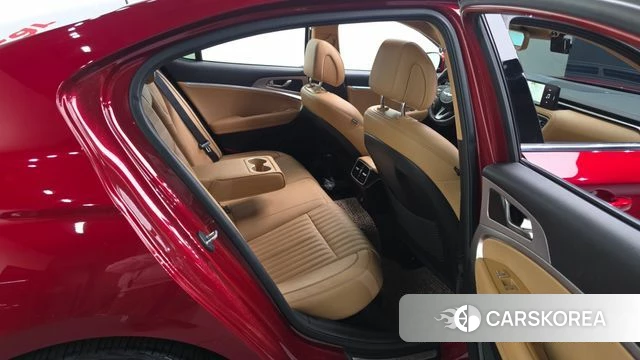 Genesis The New G70 2021 Красный из Кореи, фото 3