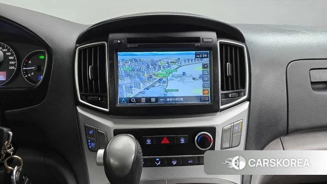 Hyundai The New Grand Starex 2018 Белый из Кореи, фото 3
