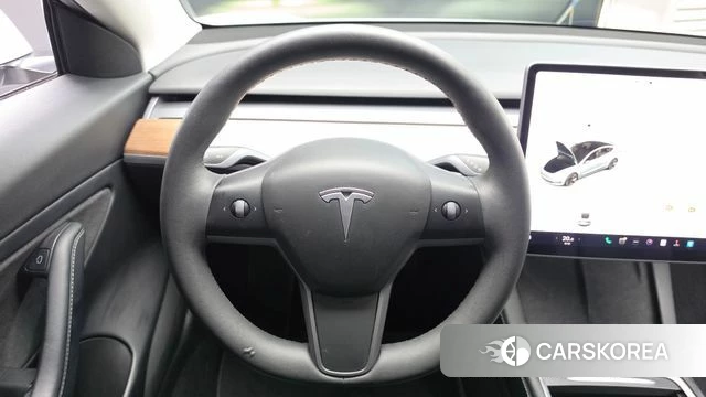 Tesla Model 3 2021 Белый из Кореи, фото 3
