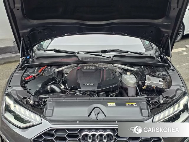 Audi A4L 2023 Темно-серый из Китая, фото 3