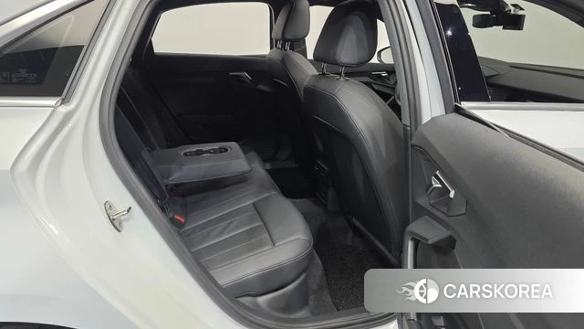 Audi A3 (8Y) 2022 Белый из Кореи, фото 3
