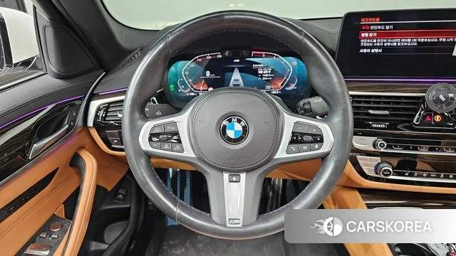 BMW 5 Series (G30) 2021 Белый из Кореи, фото 3