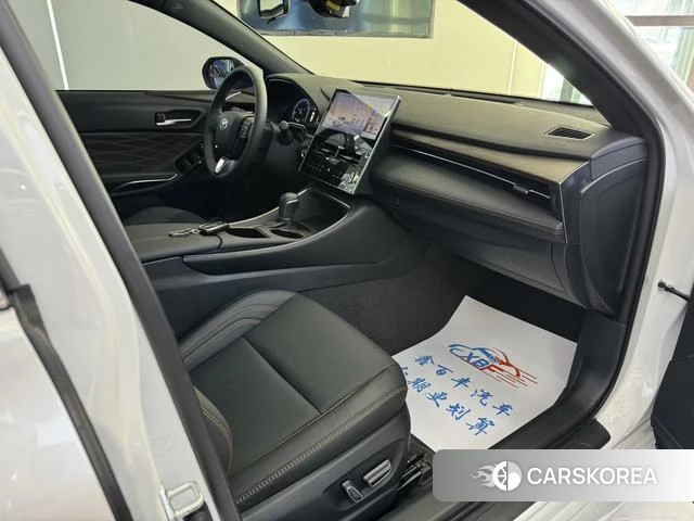 Toyota Avalon 2025 Белый из Китая, фото 3