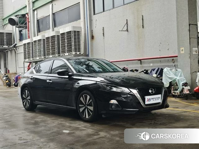 Nissan Altima 2022 Черный из Китая, фото 3