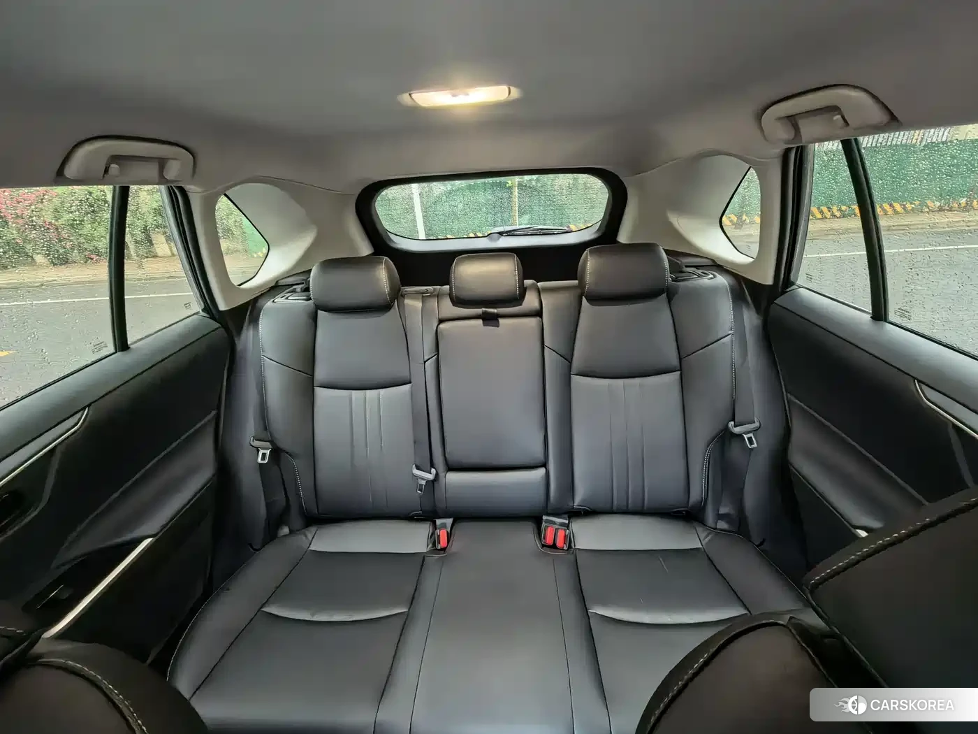 Toyota RAV4 2025 Черный из Китая, фото 3
