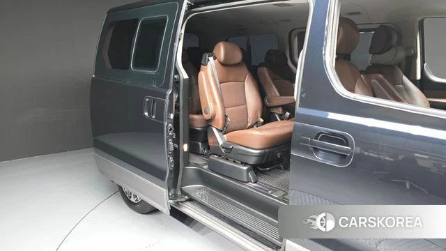 Hyundai The New Grand Starex 2019 Синий из Кореи, фото 3
