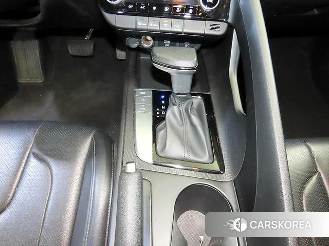 Hyundai The New Avante (CN7) 2023 Белый из Кореи, фото 3
