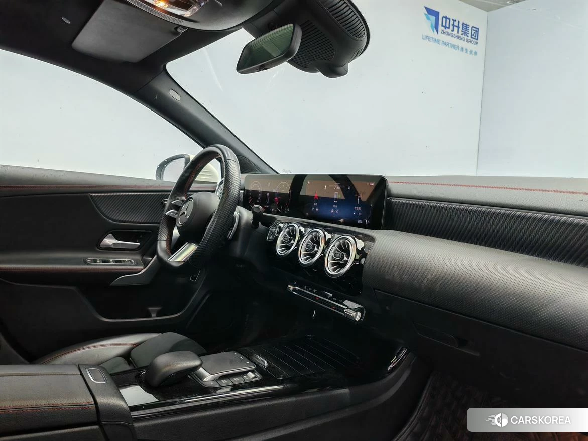 Mercedes-Benz A-Class 2022 Белый из Китая, фото 3