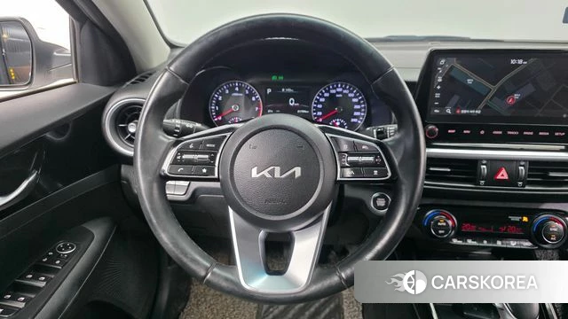 Kia The New K3 2nd generation 2021 Белый из Кореи, фото 3