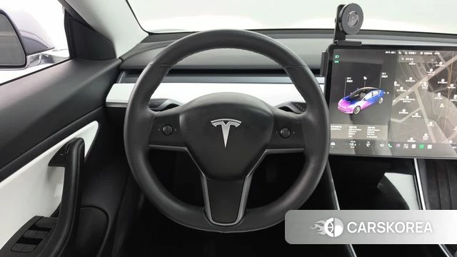 Tesla Model 3 2020 Серый из Кореи, фото 3