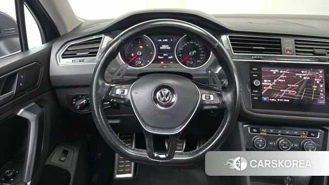Volkswagen Tiguan second Generation 2018 Серый из Кореи, фото 3