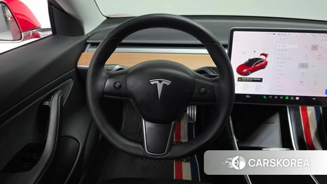 Tesla Model 3 2020 Красный из Кореи, фото 3