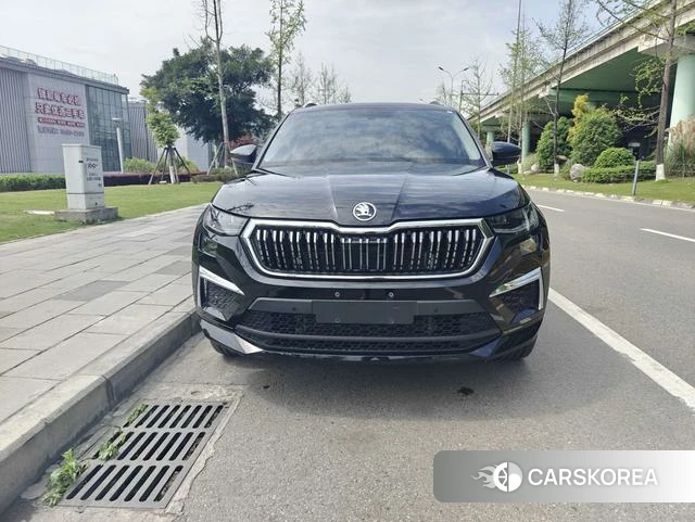 Skoda Kodiaq 2023 Черный из Китая, фото 3
