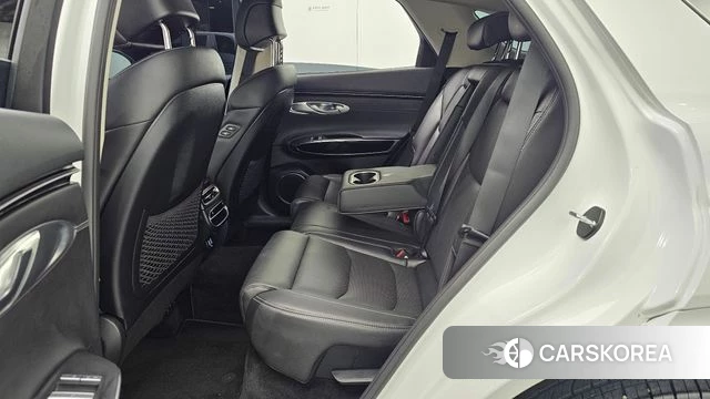 Genesis GV70 2023 Белый из Кореи, фото 3
