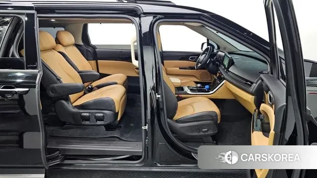 Kia Carnival 4th generation 2022 Черный из Кореи, фото 3