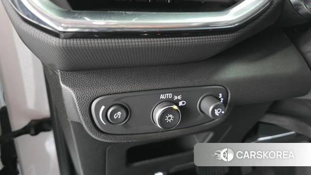 Chevrolet (GM Daewoo) Trailblazer 2021 Белый из Кореи, фото 3