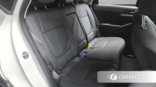Kia Seltos 2022 Белый из Кореи, фото 3