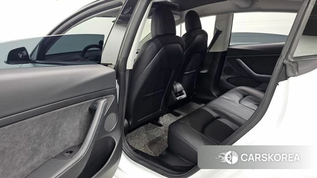 Tesla Model 3 2021 Белый из Кореи, фото 3