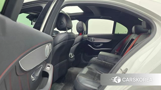 Mercedes-Benz C-Class W205 2018 Белый из Кореи, фото 3