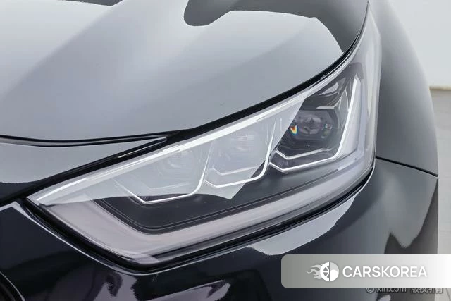Toyota Crown 2023 Черный из Китая