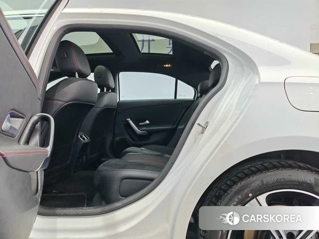 Mercedes-Benz A-Class 2024 Белый из Китая, фото 3