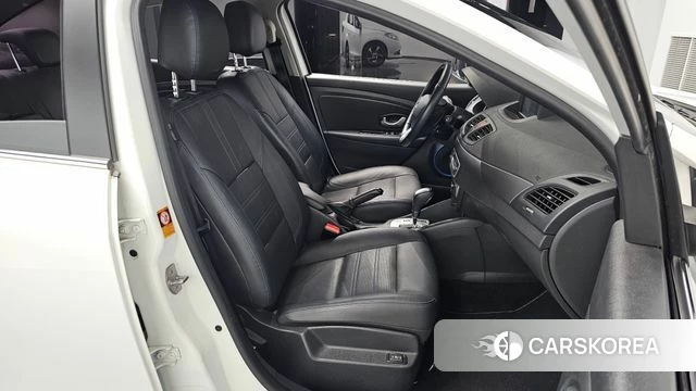 Renault Korea (Samsung) SM3 Z.E. 2020 Белый из Кореи, фото 3