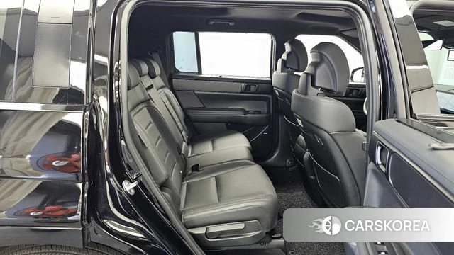 Hyundai Santa Fe (MX5) 2024 Черный из Кореи, фото 3