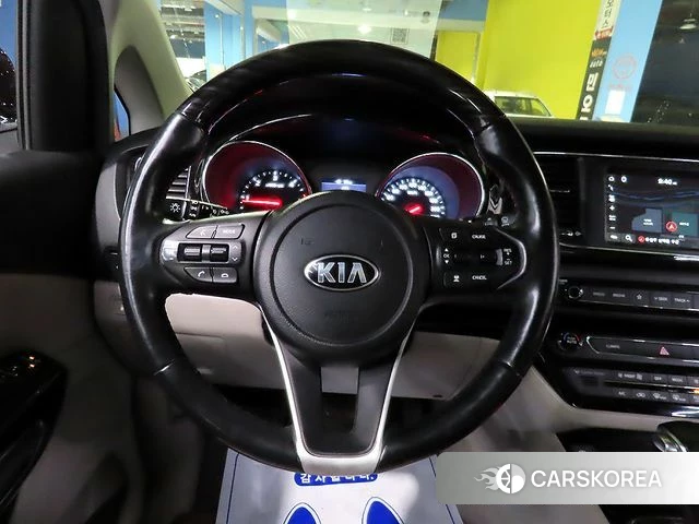 Kia The New Carnival 2018 Серый из Кореи, фото 3
