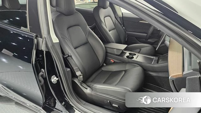 Tesla Model 3 2022 Черный из Кореи, фото 3