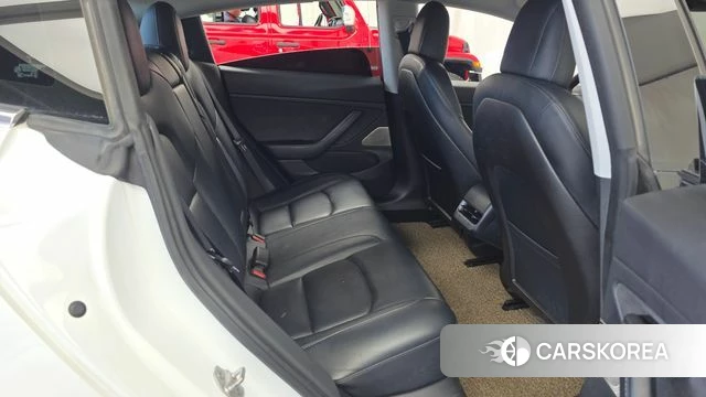 Tesla Model 3 2019 Белый из Кореи, фото 3