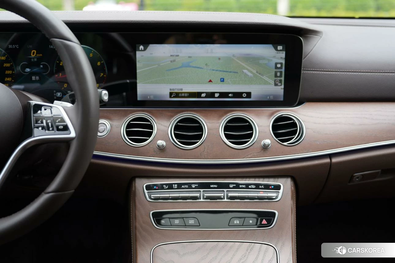 Mercedes-Benz E-Class 2022 Черный из Китая, фото 3
