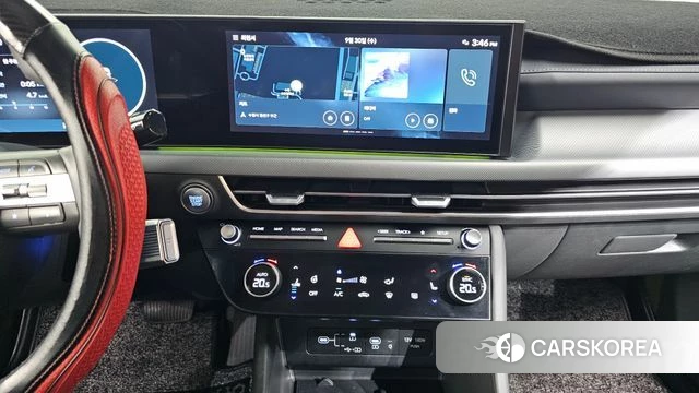 Hyundai Sonata D Edge (DN8) 2024 Светло-серебряный цвет из Кореи, фото 3