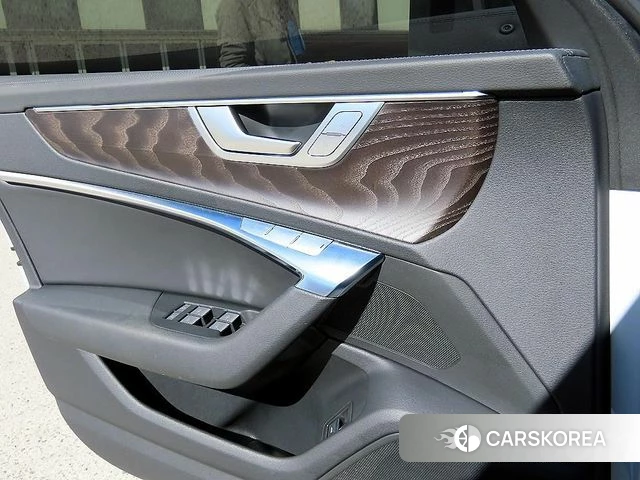 Audi A6 (C8) 2022 Белый из Кореи, фото 3