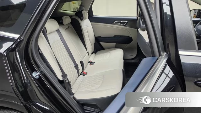Kia The New Sportage 5th Generation Hybrid 2024 Черный из Кореи, фото 5