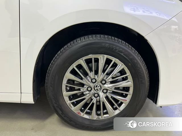 Toyota Alphard 2021 Белый из Китая, фото 3