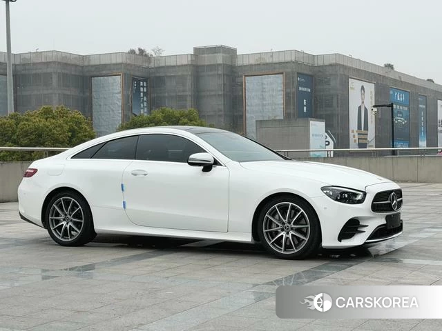 Mercedes-Benz E-Class 2021 Белый из Китая, фото 3