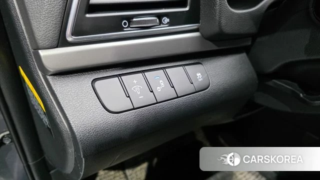 Hyundai Avante AD 2018 Серый из Кореи, фото 3