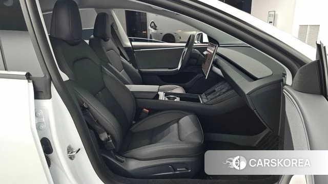 Tesla Model 3 2026 Белый из Кореи, фото 3