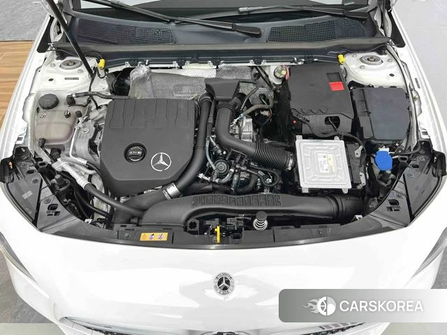 Mercedes-Benz A-Class 2021 Белый из Китая, фото 3