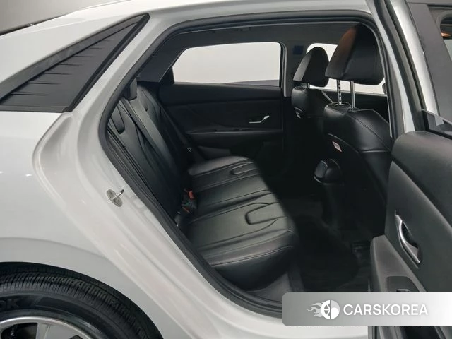 Hyundai Avante (CN7) 2021 Белый из Кореи, фото 3
